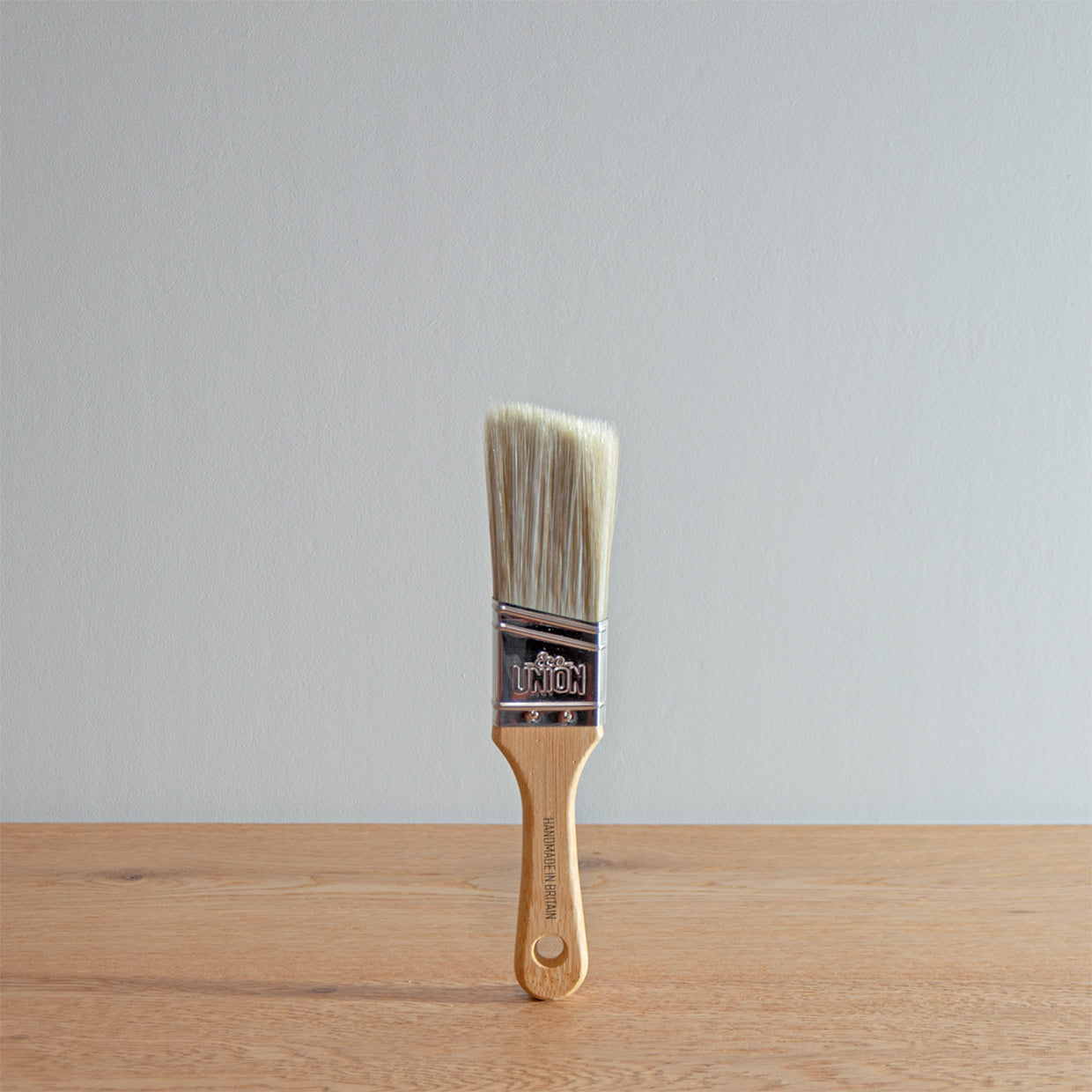 Brocha de pintura de pared en ángulo para recortar pinceles de 2 1/2  pulgadas, tamaño mediano para retoques domésticos y aplicación de manchas  de